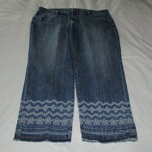 LAURIE FELT Cropped Jeans Classic Stiletto White Embroidered Drop Hem